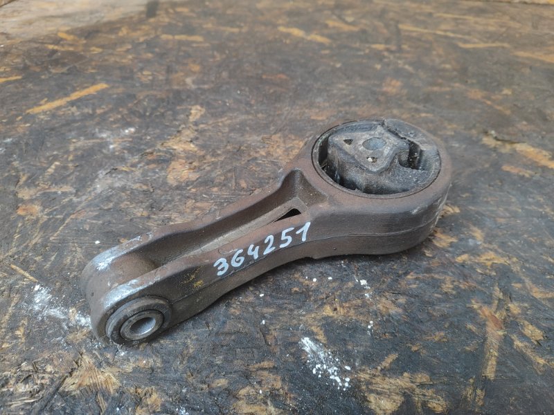 Lower engine mount for a 2016 Dodge Journey 08-20