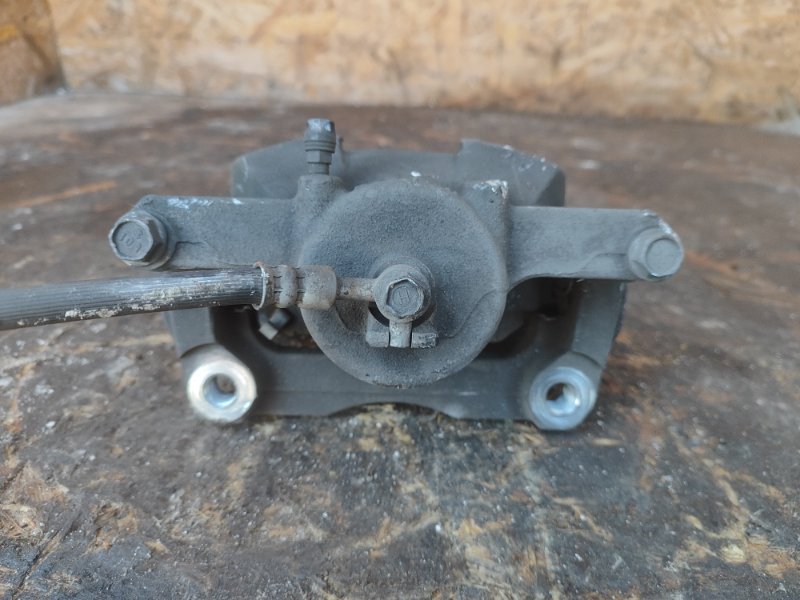 Brake caliper NISSAN X-TRAIL/ROGUE T32 13-20 2016 Left. Front.