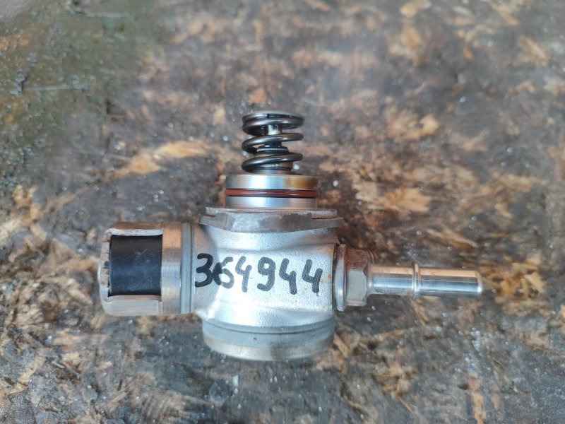 Fuel injection pump (petrol) Ford Focus 10-18