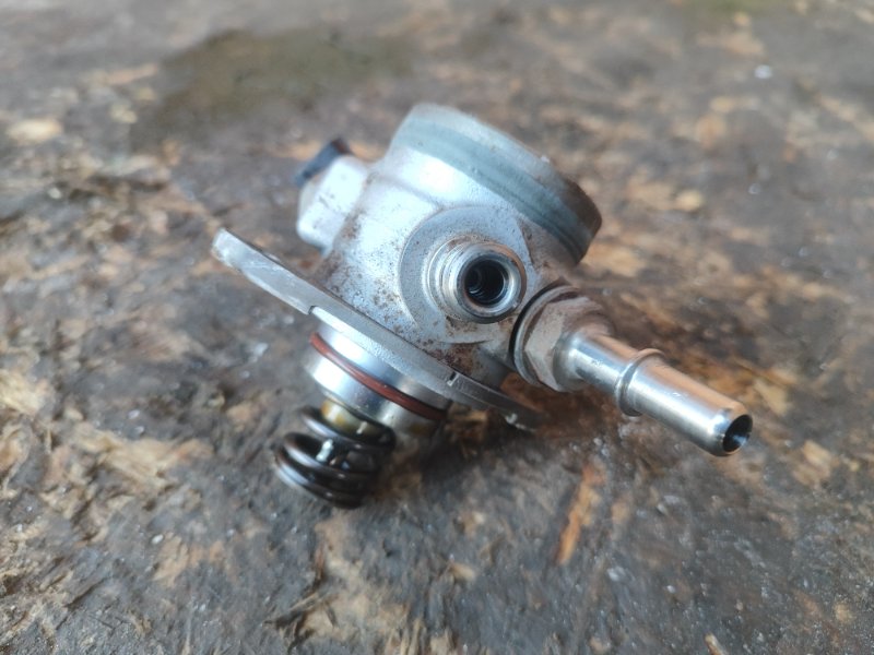 Fuel injection pump (petrol) Ford Focus 10-18