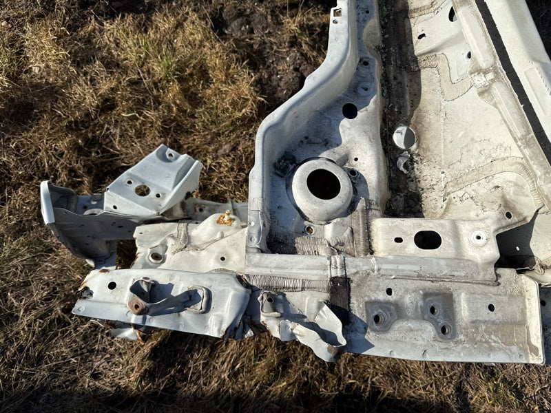 Front quarter body SSANGYONG TIVOLI 15-19 Left.