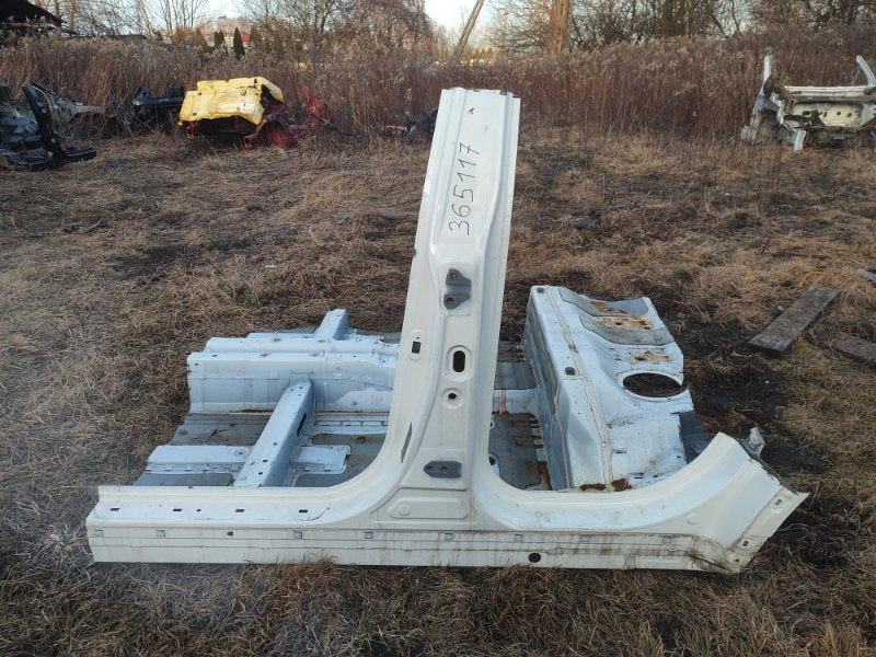 Central pillar of the body SSANGYONG TIVOLI 15-19 Lev.
