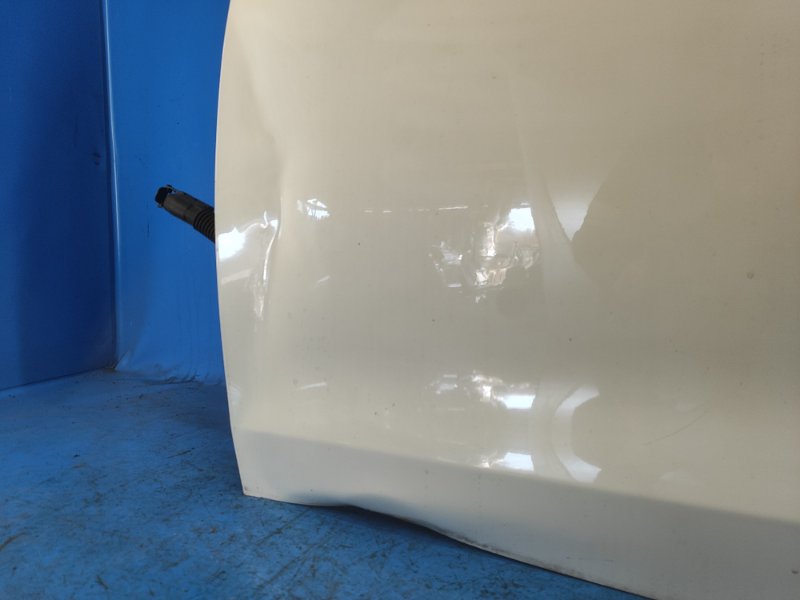 Door SSANGYONG TIVOLI 15-19 Left. Front.