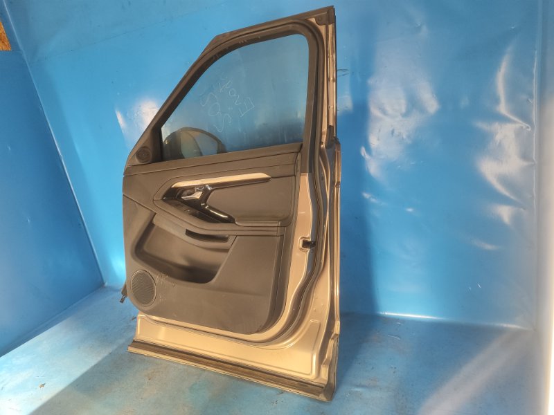 Door LAND ROVER EVOQUE 19- Right Front.