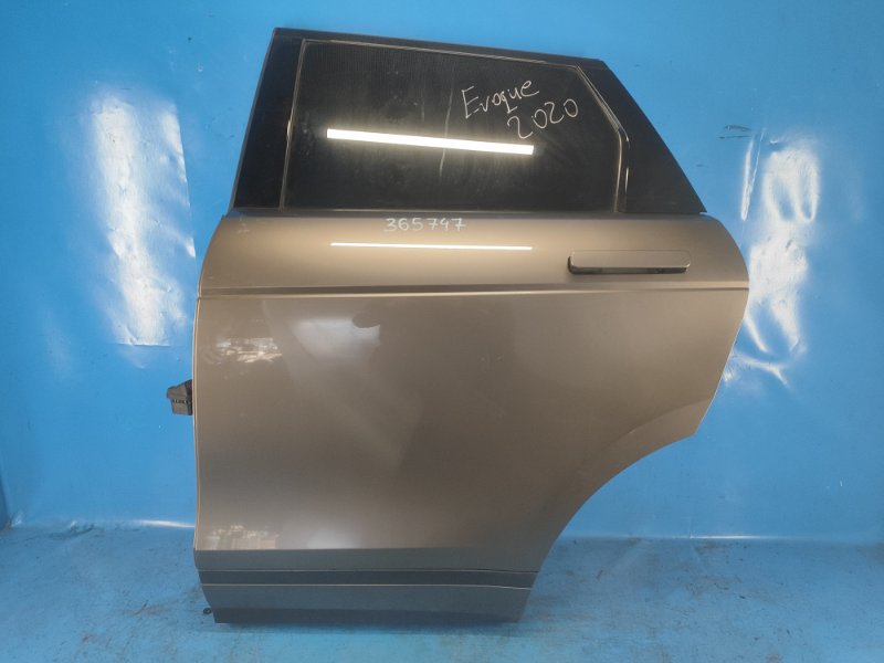 Door LAND ROVER EVOQUE 19- Left. Rear.