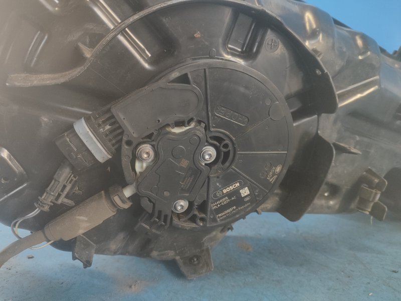 Fuel tank LAND ROVER EVOQUE 19-