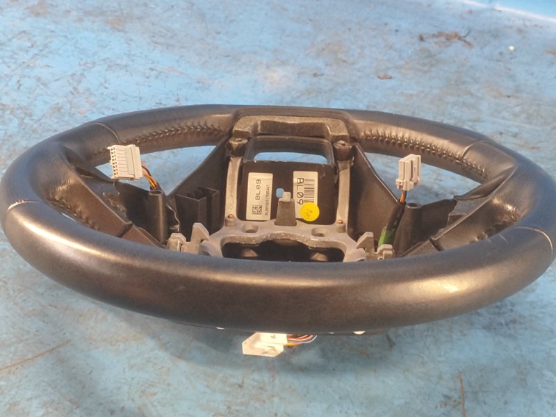 SSANGYONG TIVOLI 15-19 steering wheel