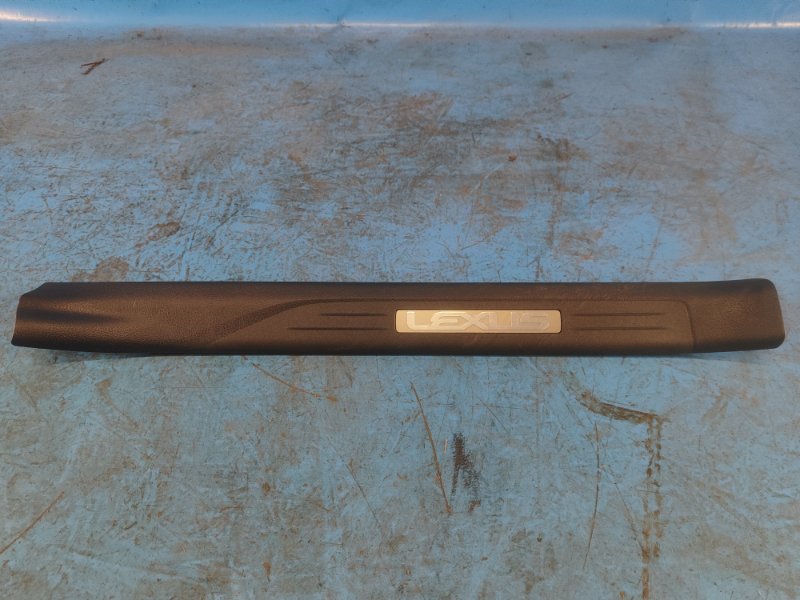 Inner door sill trim LEXUS LBX 23- Right Front.