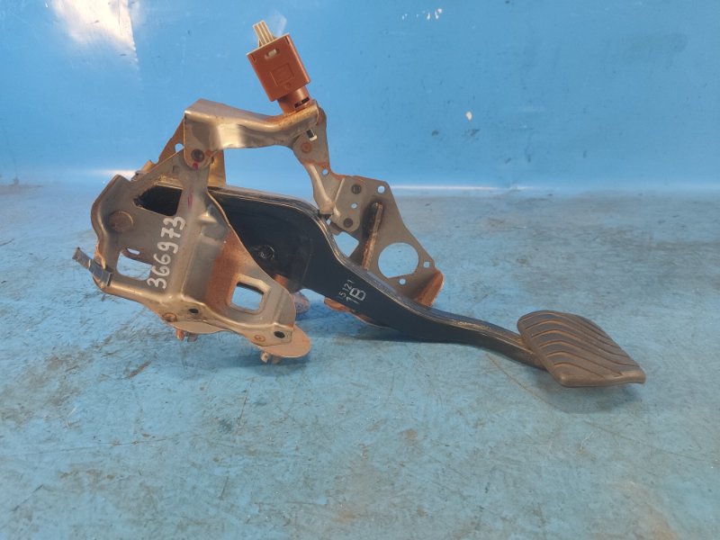 Brake pedal NISSAN X-TRAIL/ROGUE T33 2021