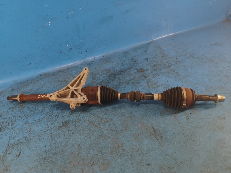Front-wheel drive NISSAN X-TRAIL/ROGUE T33 20- 2021 Right.