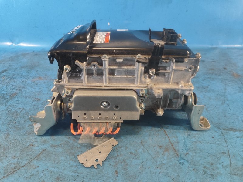 Inverter LEXUS LBX 23-