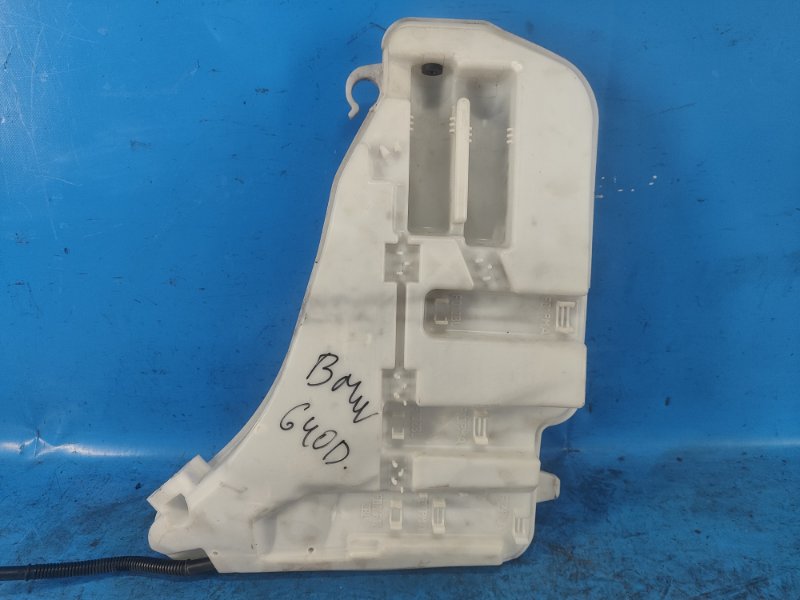 Windscreen washer reservoir BMW 6 SERIES (F13) 12-18