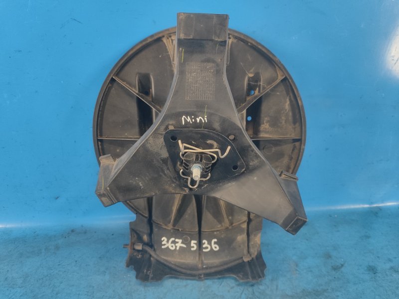Spare wheel mounting bracket for MINI Cooper S R56 06-14