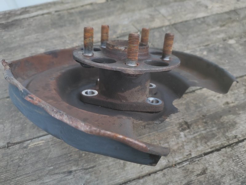 Hub TOYOTA PRIUS - 30 09-17 Right. Rear