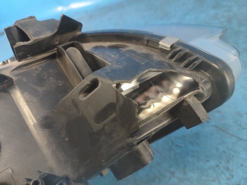 Headlight BMW 6 SERIES (F13) 12-18 Left.