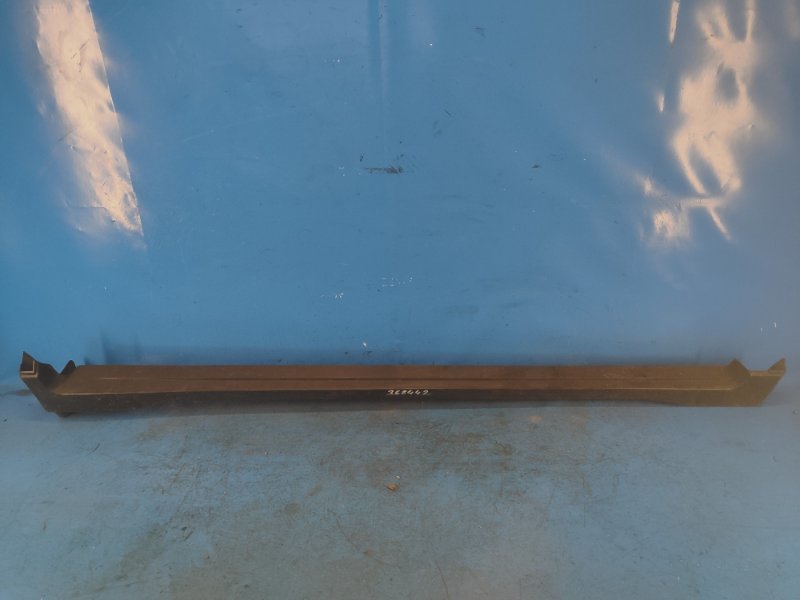 External door sill trim NISSAN X-TRAIL/ROGUE T32 13-20 Right