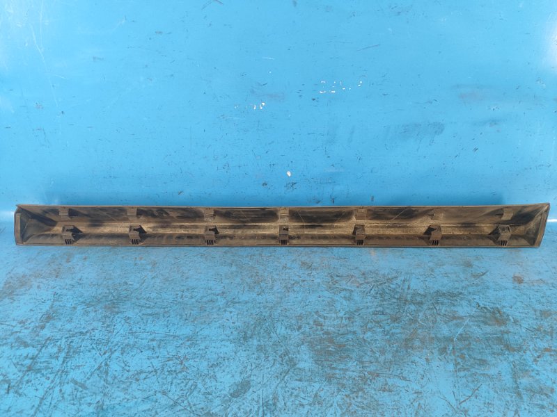 Door trim NISSAN PATHFINDER R52 12-21 Left. Front.