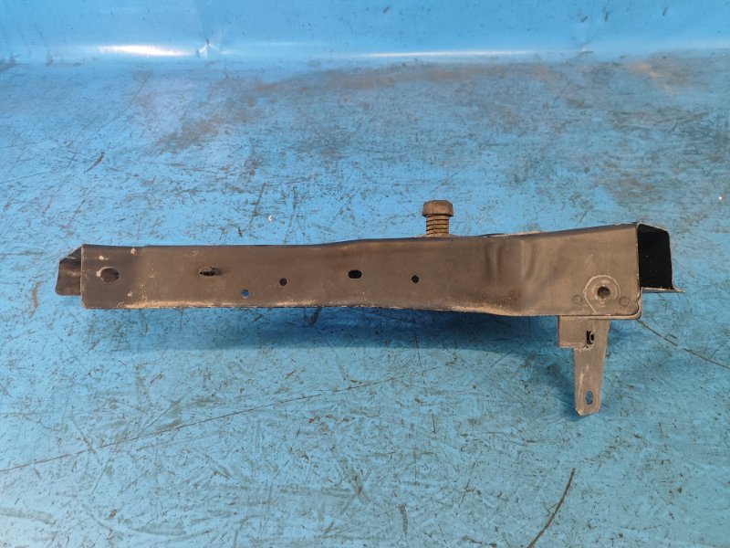 Front upper panel JEEP GRAND CHEROKEE 11-22 2016 Right.