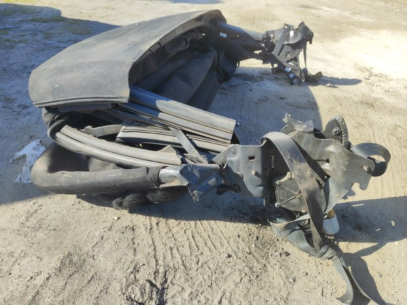 Roof of the Ford Mustang 15- 2017