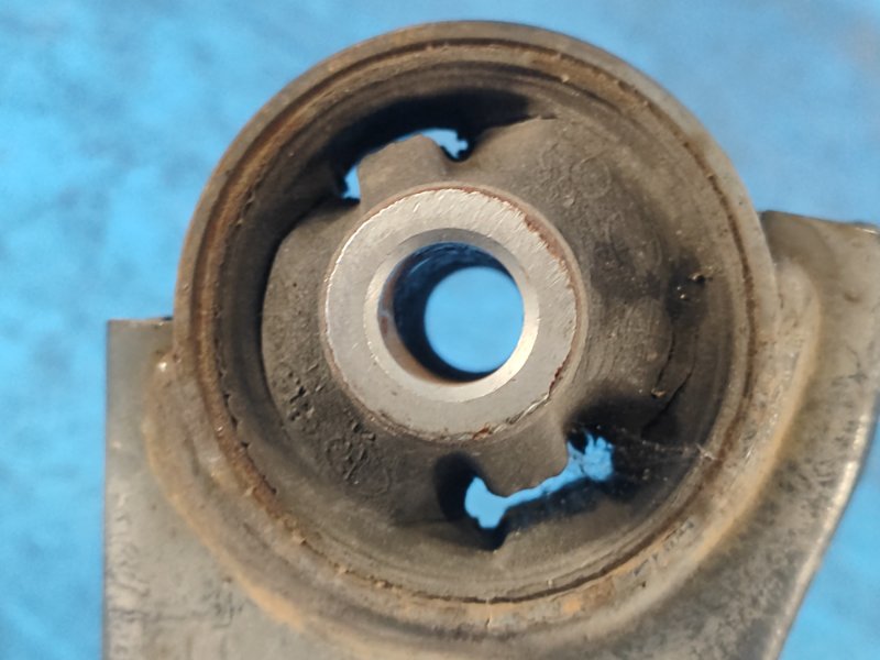 Lower front suspension arm SUBARU OUTBACK 09-14 BR Left.