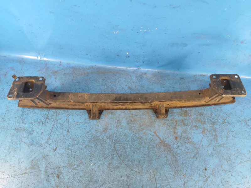 Rear bumper reinforcement for Ford Focus 10-18 2013
