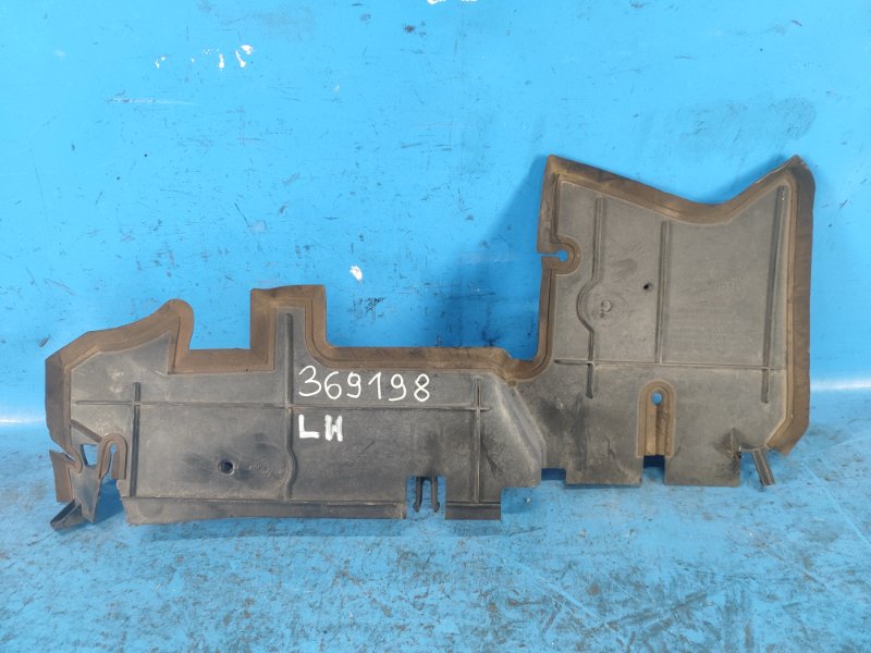 Radiator deflector NISSAN ALTIMA L33 12-18 2012-2018 Left