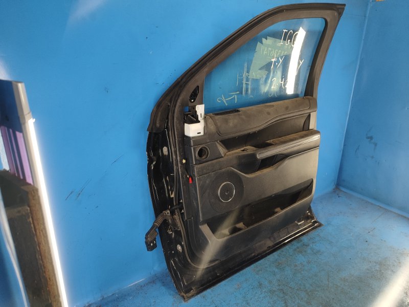 Door FORD EXPEDITION 17- 2018 Front Right