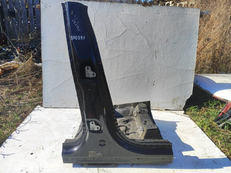 Central pillar of the body LAND ROVER VELAR 17- 2020 Right