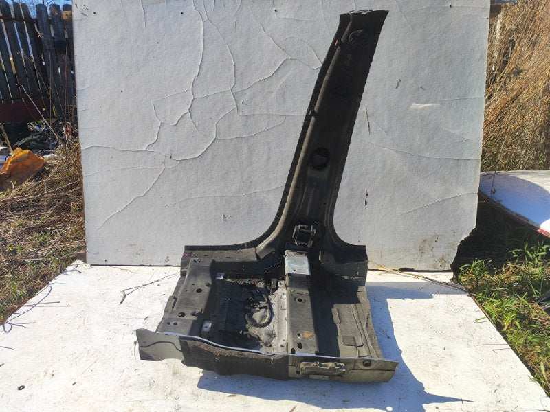 Central pillar of the body LAND ROVER VELAR 17- 2020 Right