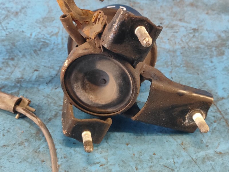 Engine mount TOYOTA CAMRY 40 06-11 2008 Front