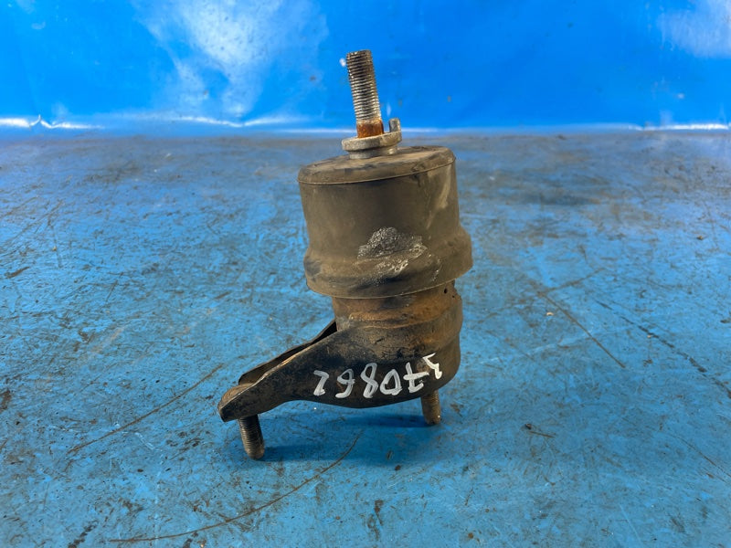 Lower engine mount TOYOTA SIENNA 11-16 2015 Left