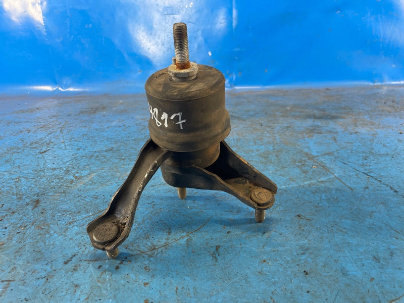 Lower engine mount TOYOTA SIENNA 11-16 2015 Left