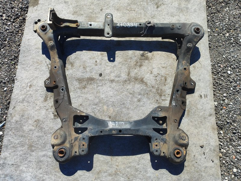 Front suspension beam TOYOTA SIENNA 11-16 2015