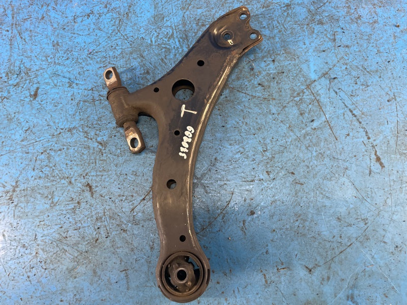 Lower front suspension arm TOYOTA CAMRY 40 06-11 2008 Left