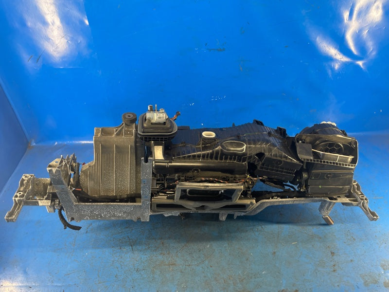 Dashboard amplifier BMW XM (G09) 23- 2023