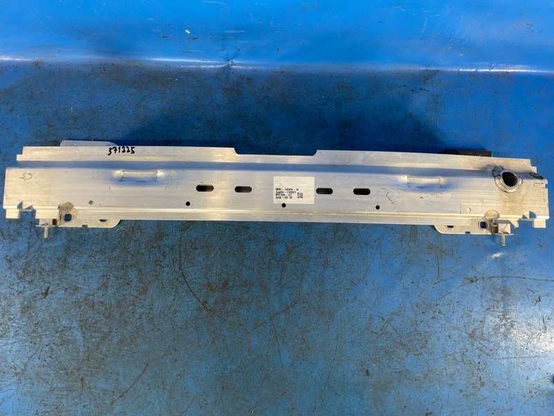 Rear bumper reinforcement BMW XM (G09) 23- 2023