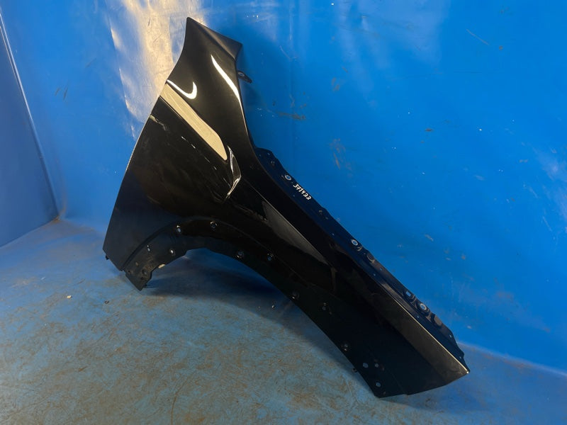Front wing BMW XM (G09) 23- 2023 Right