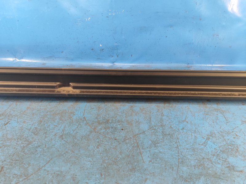External threshold trim BMW XM (G09) 23- 2023 Right