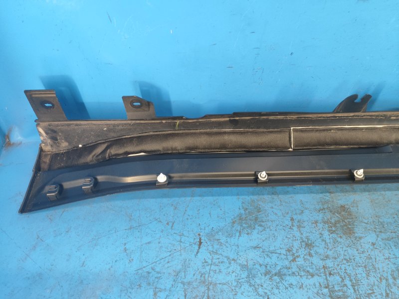 External threshold trim BMW XM (G09) 23- 2023 Right