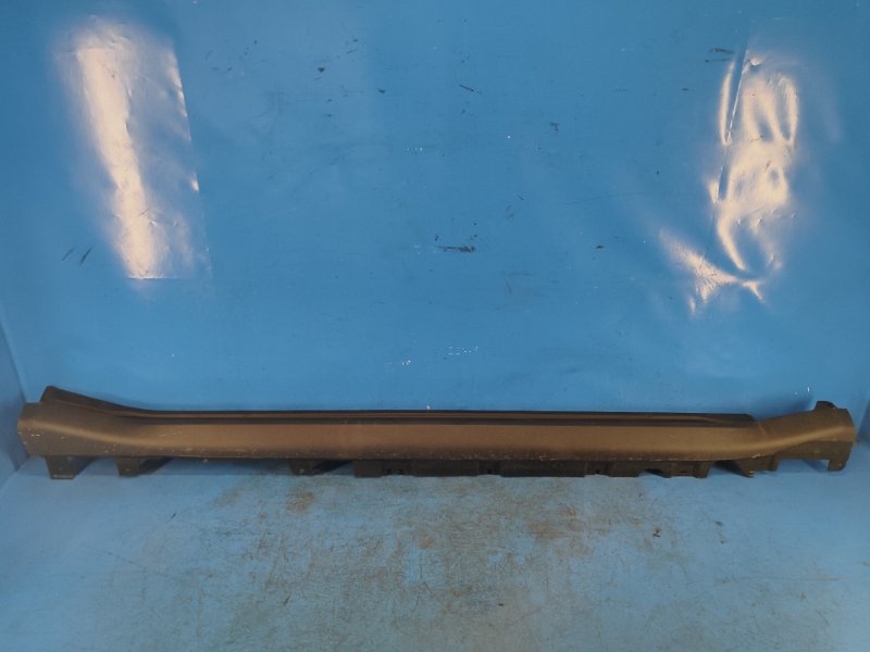 External threshold trim BMW XM (G09) 23- 2023 Right