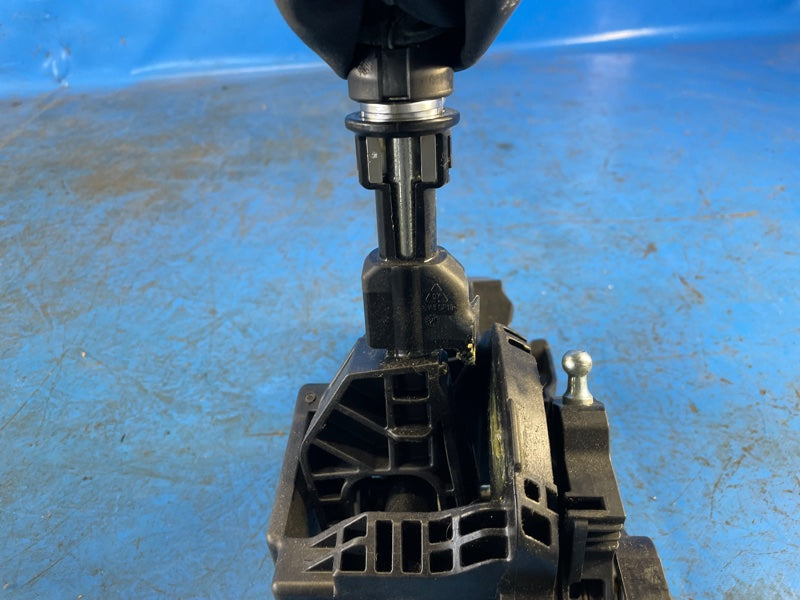 Manual transmission gearshift linkage LAND ROVER DISCOVERY Sport 15-19 2016