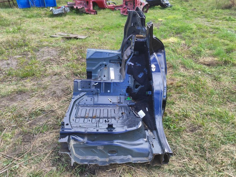 Rear quarter of the body PORSCHE MACAN 18-22 2022 Left