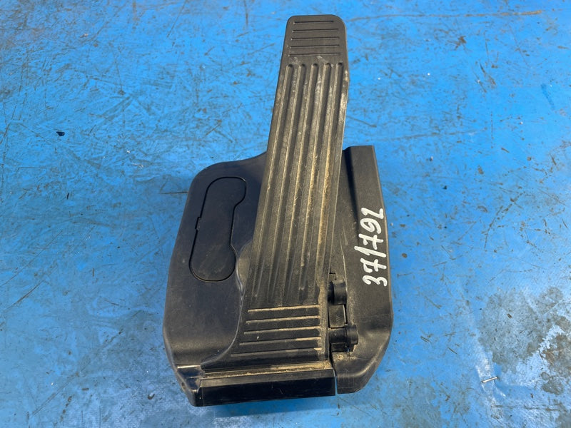 Gas pedal LEXUS LBX 23- 2024