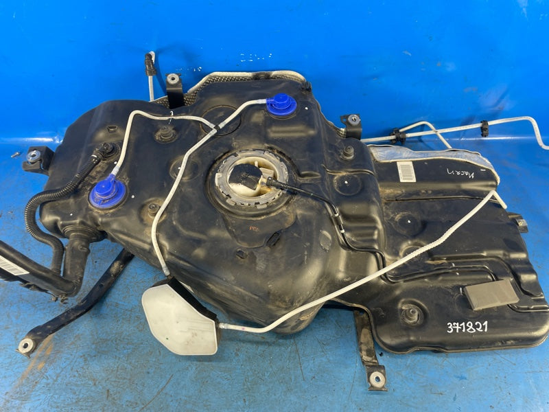 Fuel tank PORSCHE MACAN 18-22 2022