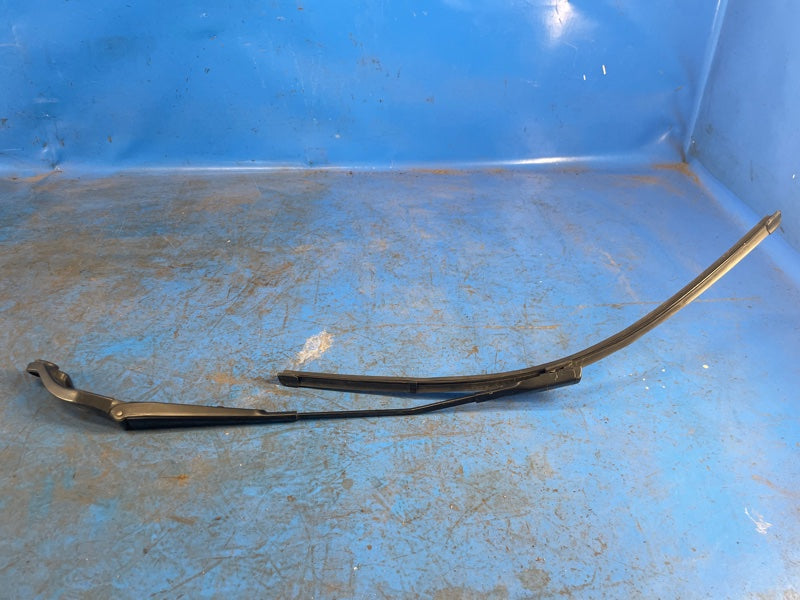 Front windshield wiper arm PORSCHE MACAN 18-22 2022 Left