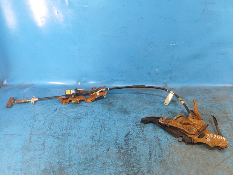 Parking brake pedal TOYOTA PRIUS - 30 09-17 2009-2017