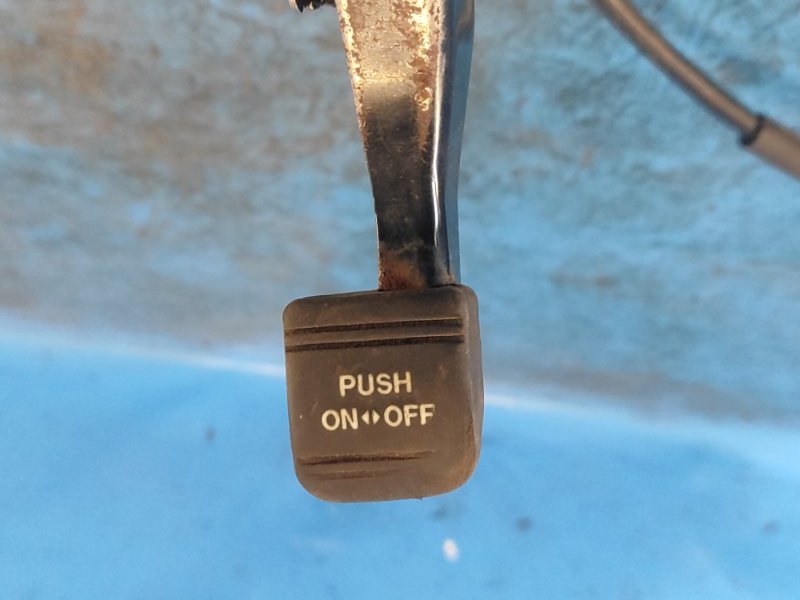 Parking brake pedal TOYOTA PRIUS - 30 09-17 2009-2017