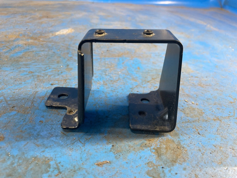 bracket AUDI Q5 08-16 2008-2016