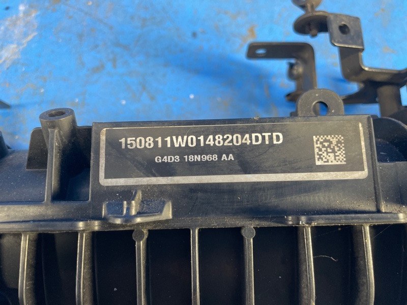 Intake manifold LAND ROVER DISCOVERY Sport 15-19 2016
