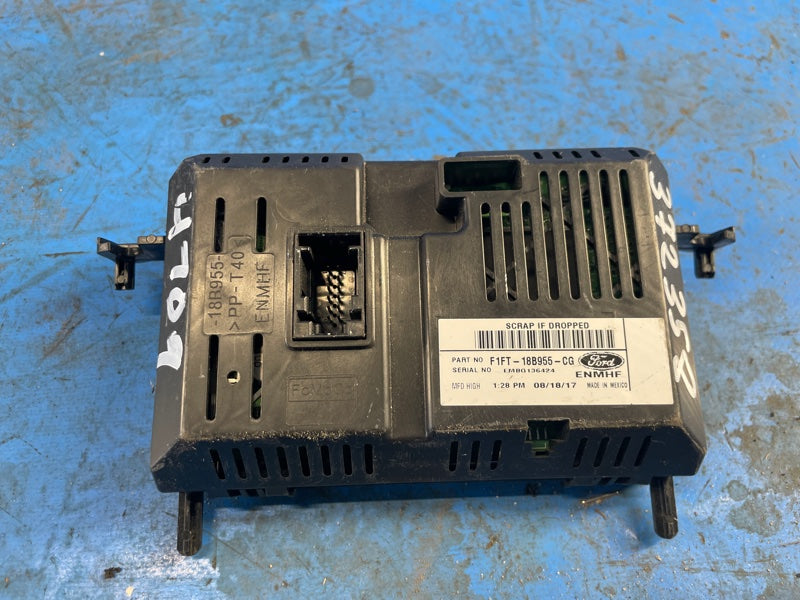 Monitor FORD ESCAPE 12-19 2018